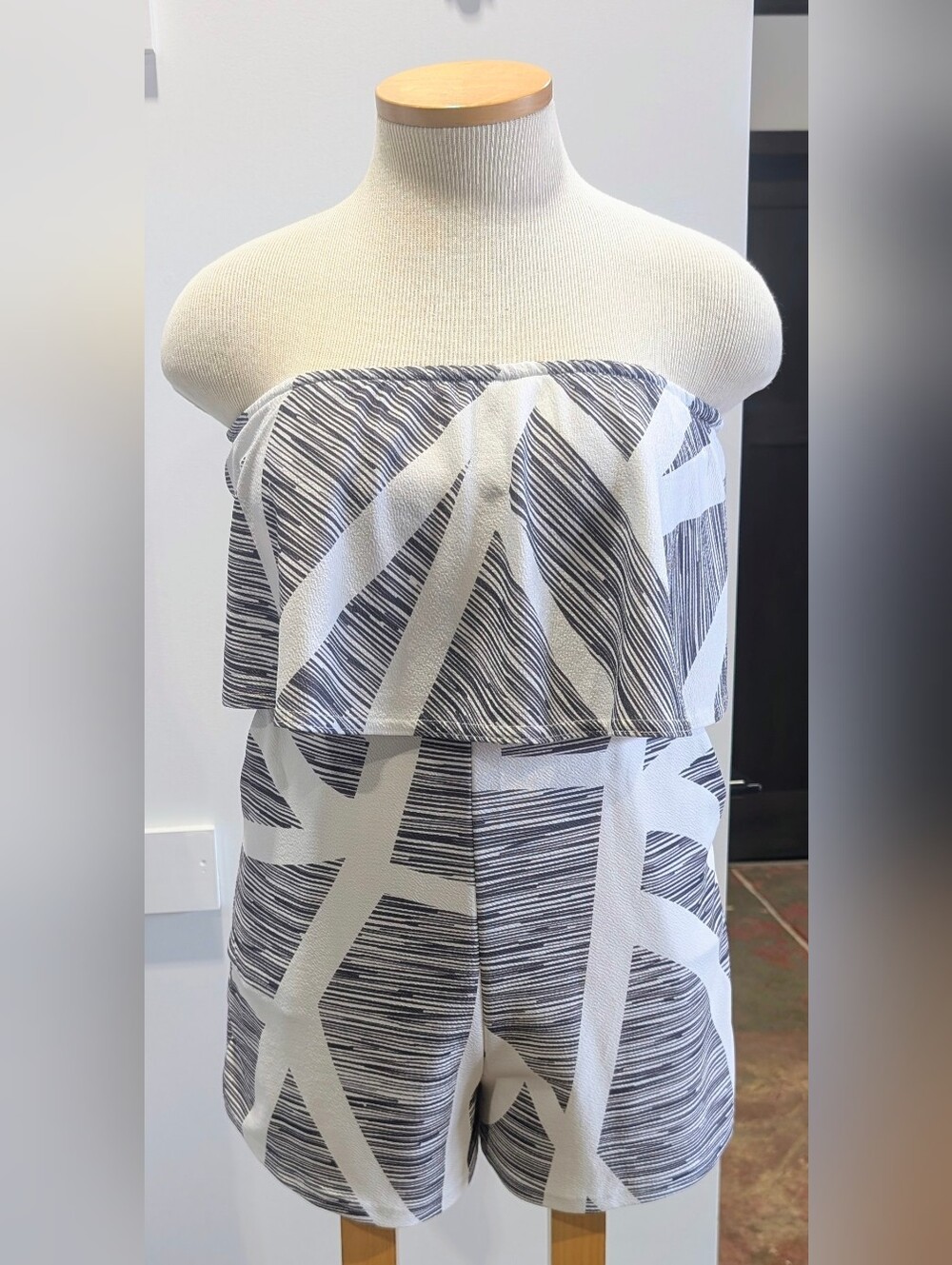 Strapless Black & White Patterned Romper